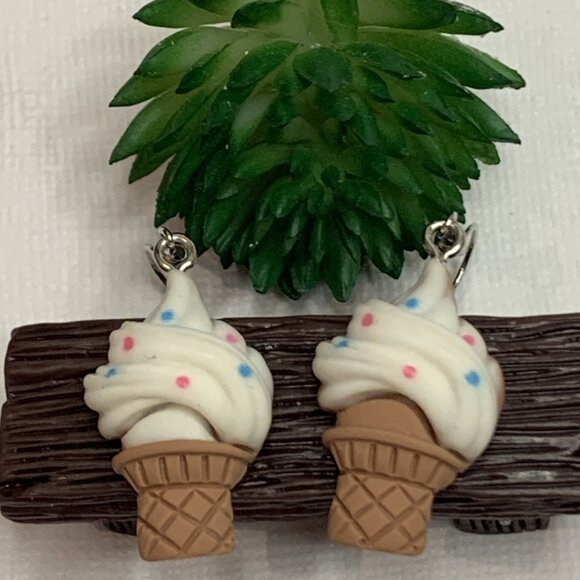 Ice Cream Cone Earring, Ice Cream Earring, Funny Food Earring, Gift Idea, Summer - Picture 4 of 4